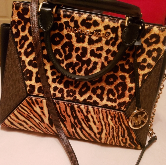 Micheal kors purse and two wallets - Picture 3 of 6